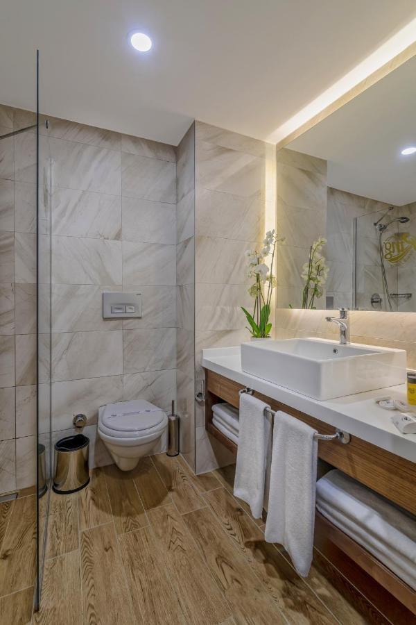 Ring Beach Hotel 벨디비 외부 사진